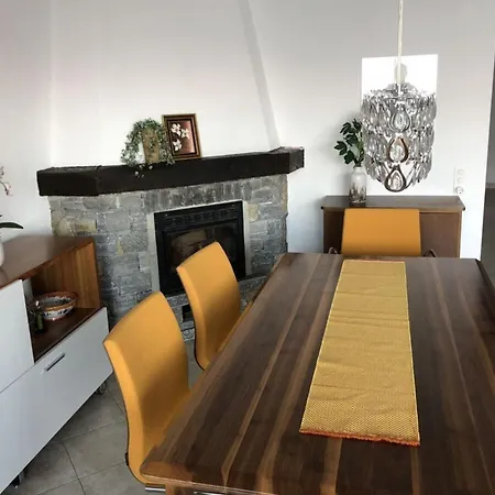 Casa Chimp 4